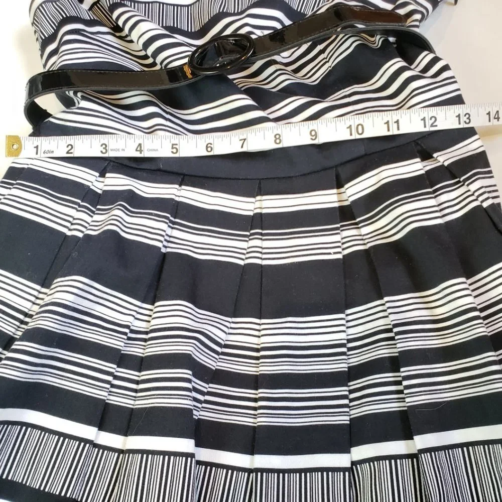 White House Black Market one shoulder dress, 2 - Picture 5 of 8